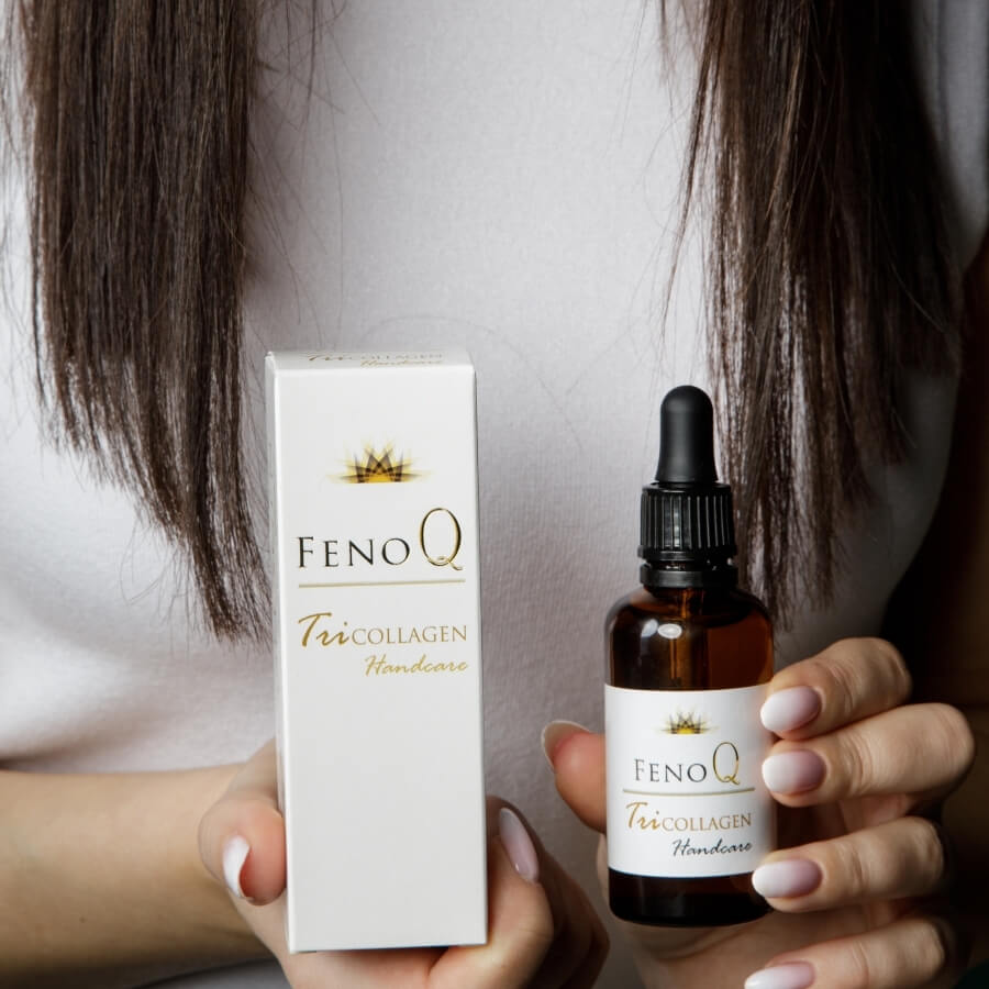 Moteris rankose laiko TriCollagen ranku seruma